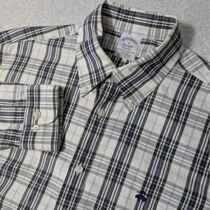 Brooks Brothers Button Down Shirt Mens Med White Plaid Regent Non-Iron L/S